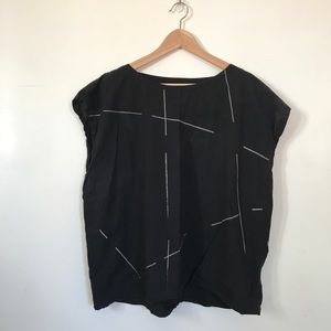 UZI NYC one size lightweight top
